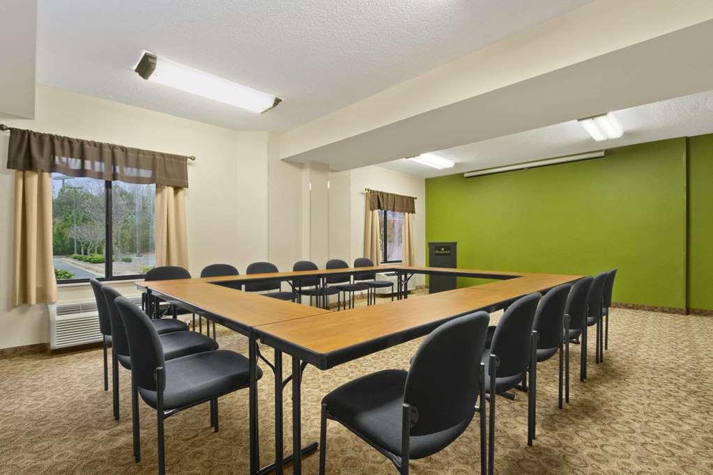 Comfort Inn Marietta-Atlanta Near Ballpark-Galleria Exteriör bild